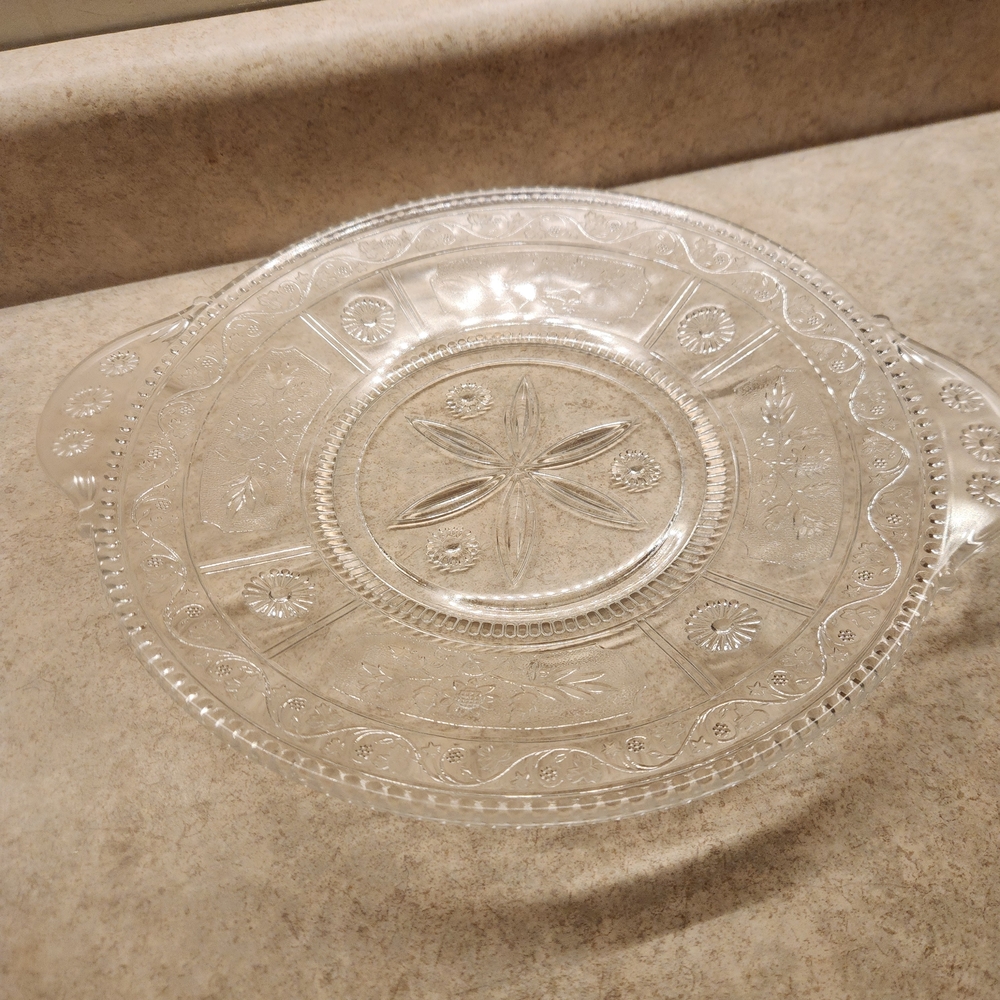 Elegant Clear Glass Serving Platter